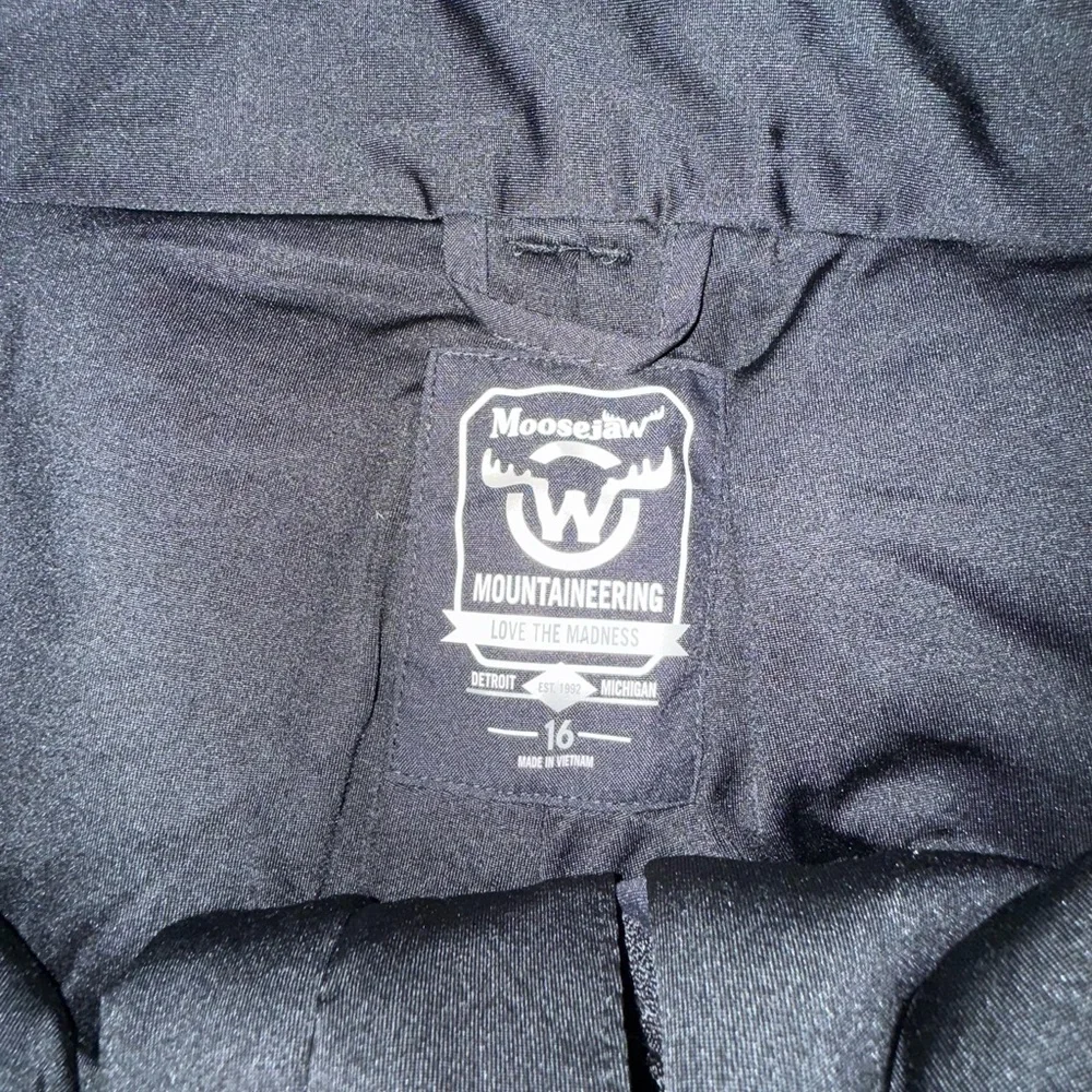 Moosejaw Women's Dark Ski & Snow Pants - Picture 9 of 10